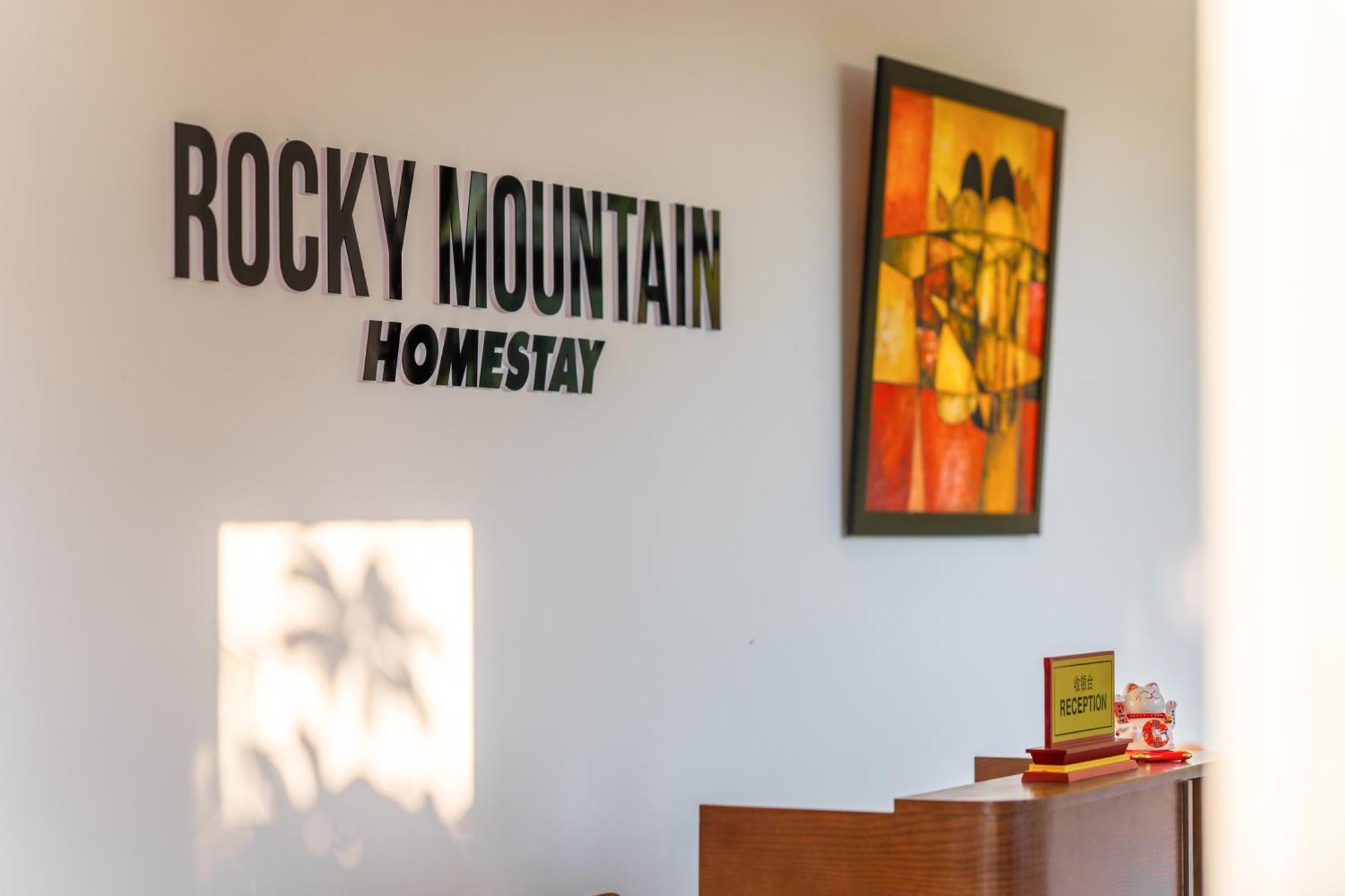 Rocky Mountain Homestay Cat Ba Xuan Dam Buitenkant foto